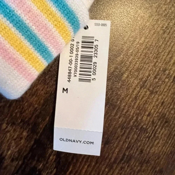 BUNDLE: 2 Old Navy animal stocking hats for kids - Picture 9 of 9